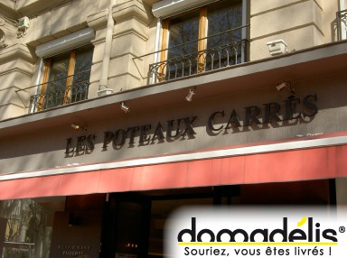 ZOOM SUR LE RESTAURANT ET PIZZERIA LES POTEAUX CARRES A SAINT-ETIENNE